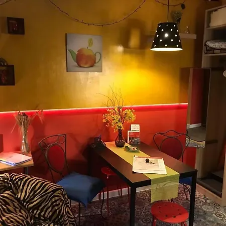 Prie Miesto Vartu Couette-café Vilnius
