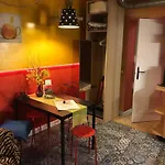 Nakvynė ir pusryčiai Prie Miesto Vartu 4*