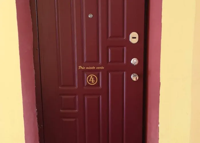 Prie Miesto Vartu Bed and breakfast 4*