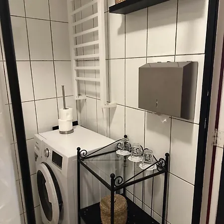 Prie Miesto Vartu Couette-café Vilnius